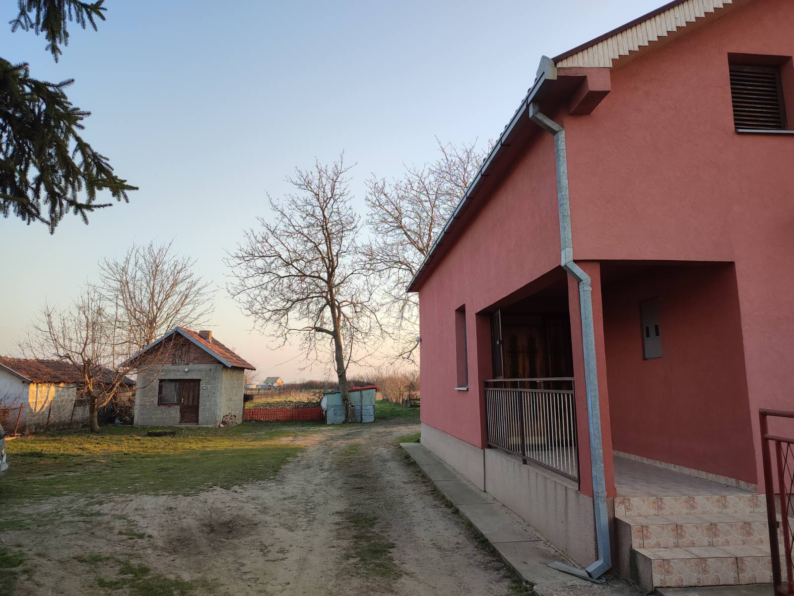 Kuća u Šimanovcima, Mihaljevačka ulica, 190m2 / može zamena
