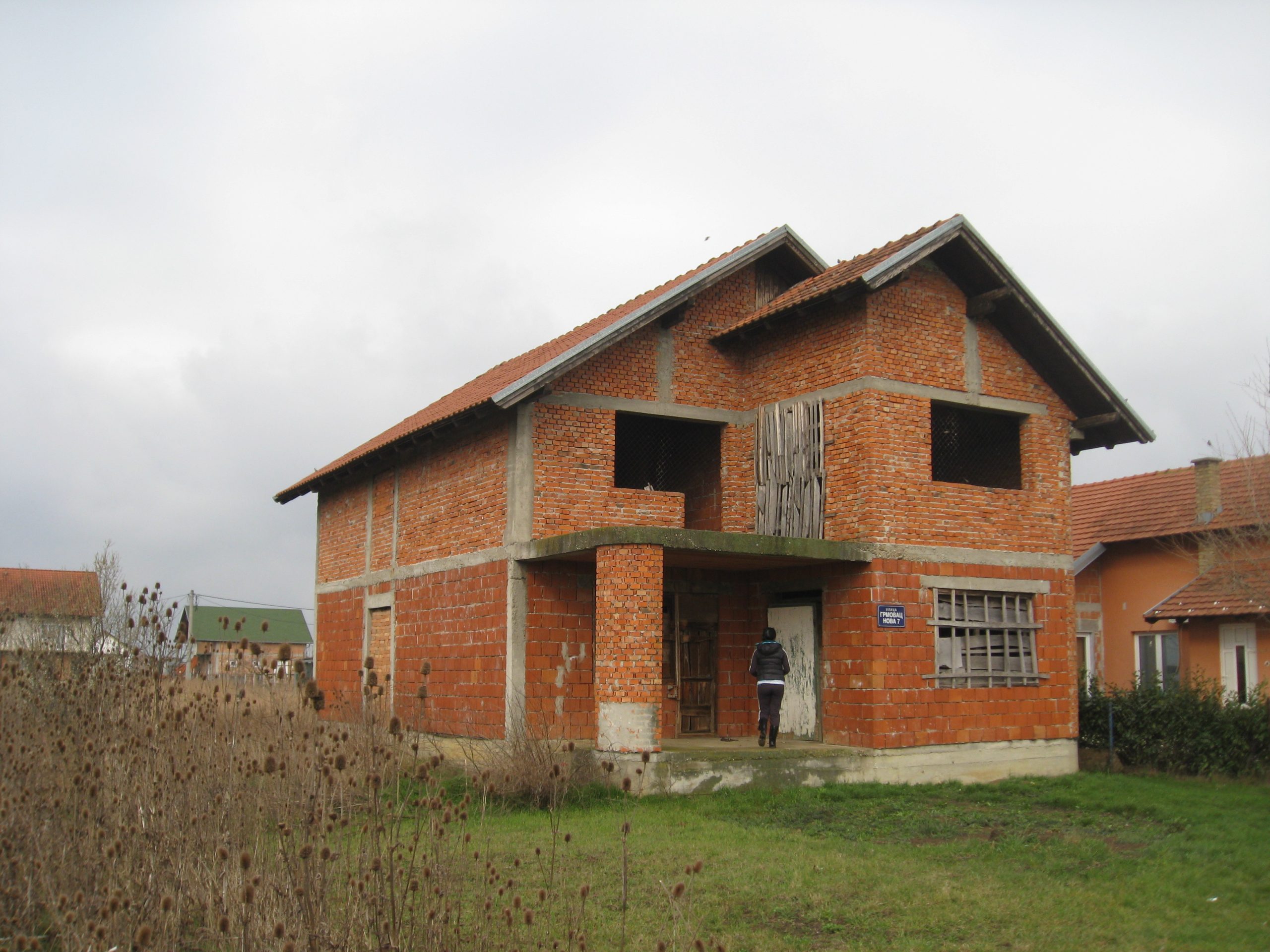 Kuća, 223m2, Ugrinovci-Grmovac