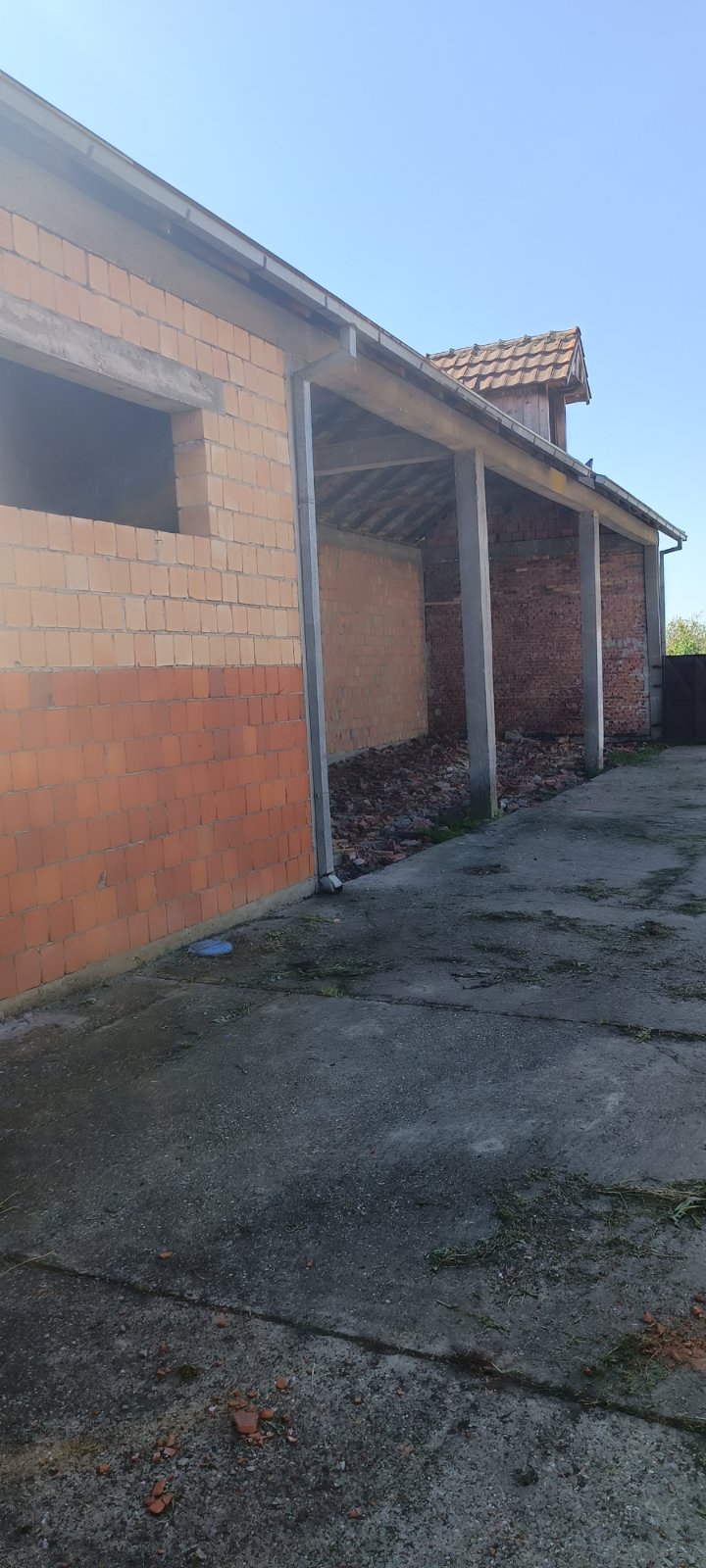 Stambeno poslovni prostor Prhovo – izdavanje Stambeno poslovni prostor Prhovo – izdavanje