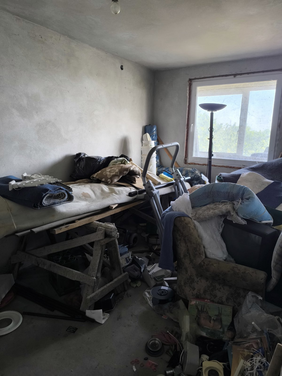 Kuća i građevinsko zemljište Surduk