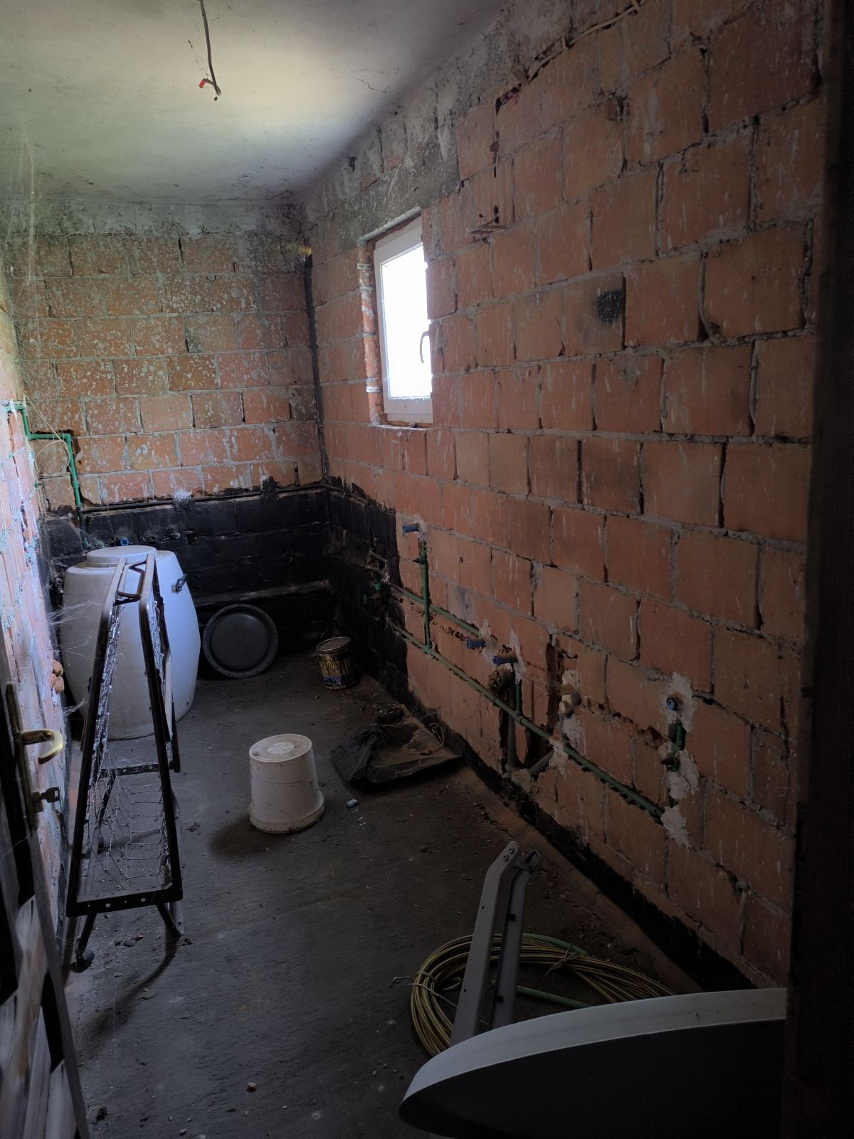 Kuća i građevinsko zemljište Surduk