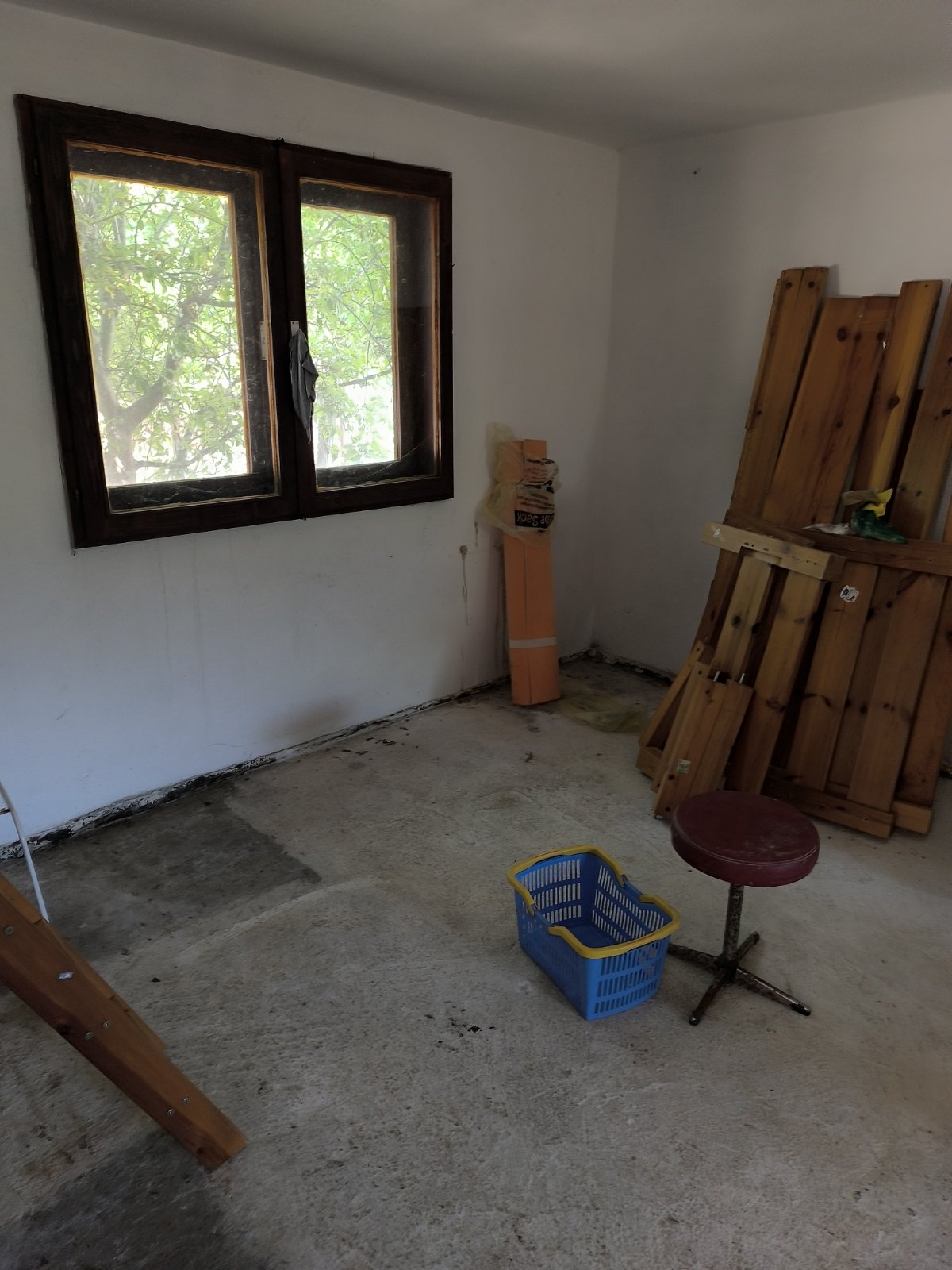 Kuća i građevinsko zemljište Surduk