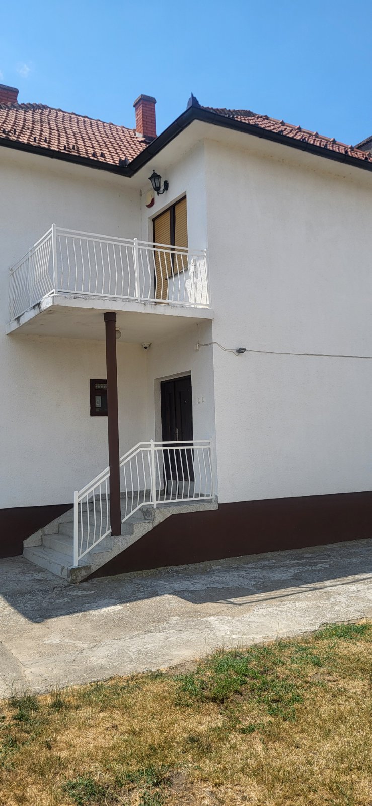 Kuća u Popincima 250 m2 Kuća u Popincima 250 m2