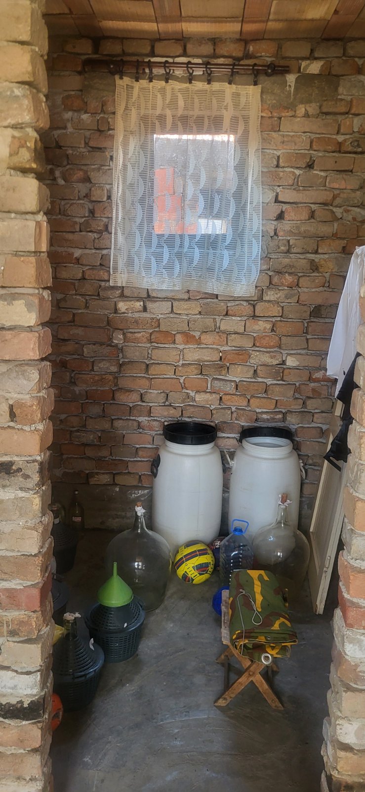 Kuća u Popincima 250 m2 Kuća u Popincima 250 m2