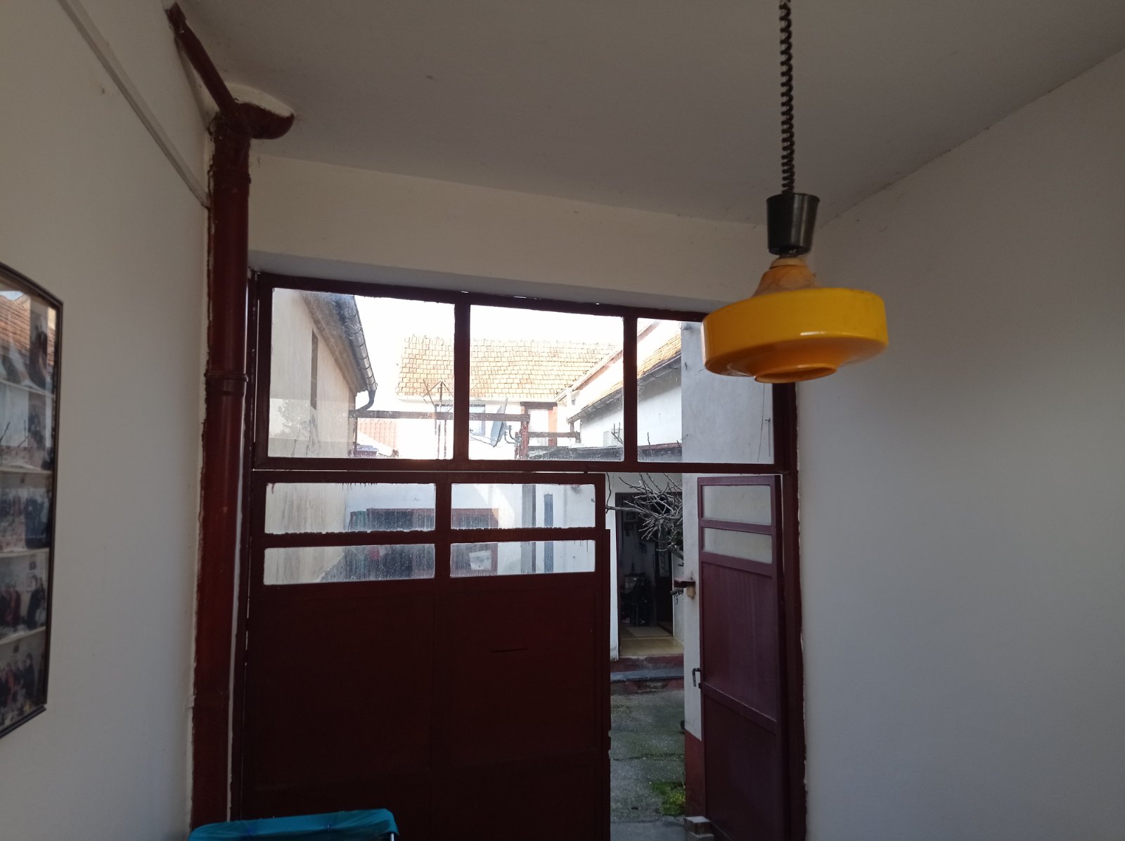 Kuća sa poslovnim prostorom Sremska Mitrovica