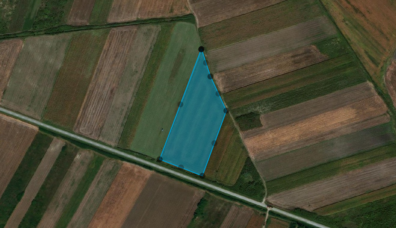 Građevinsko zemljište 242a Karlovčić