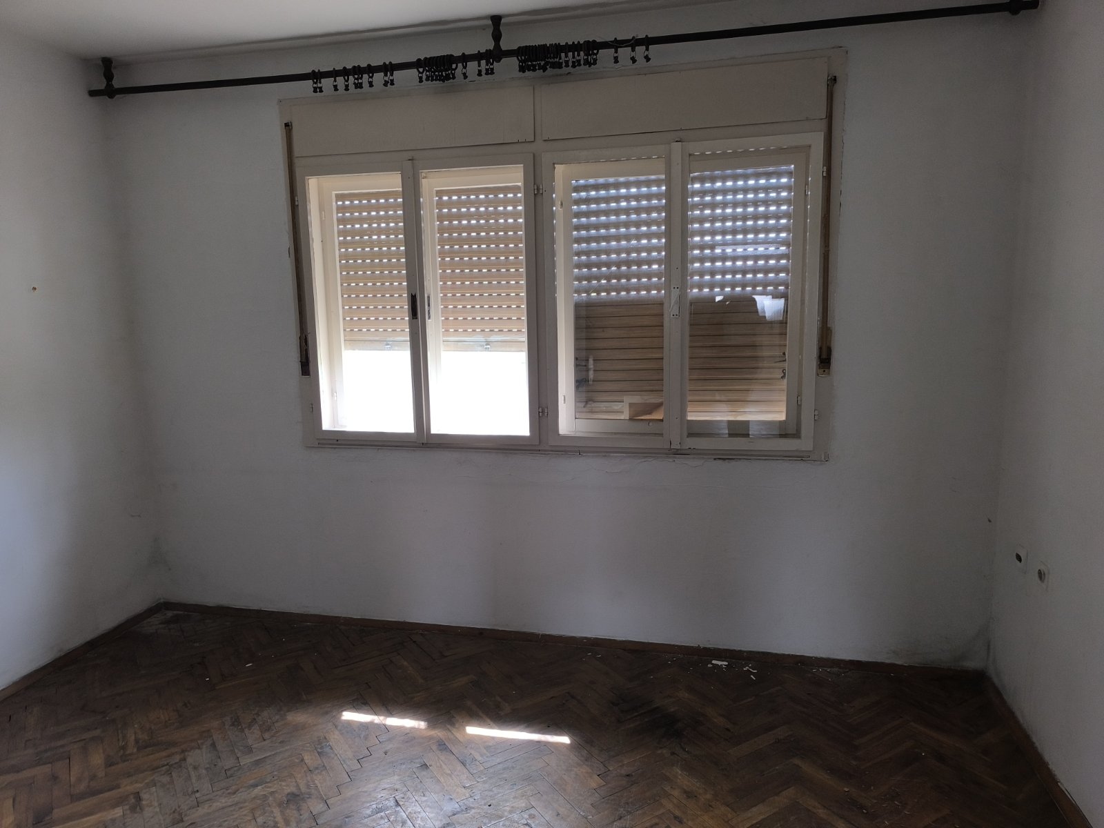 Kuća u Inđiji 187 m2 Kuća u Inđiji 187 m2
