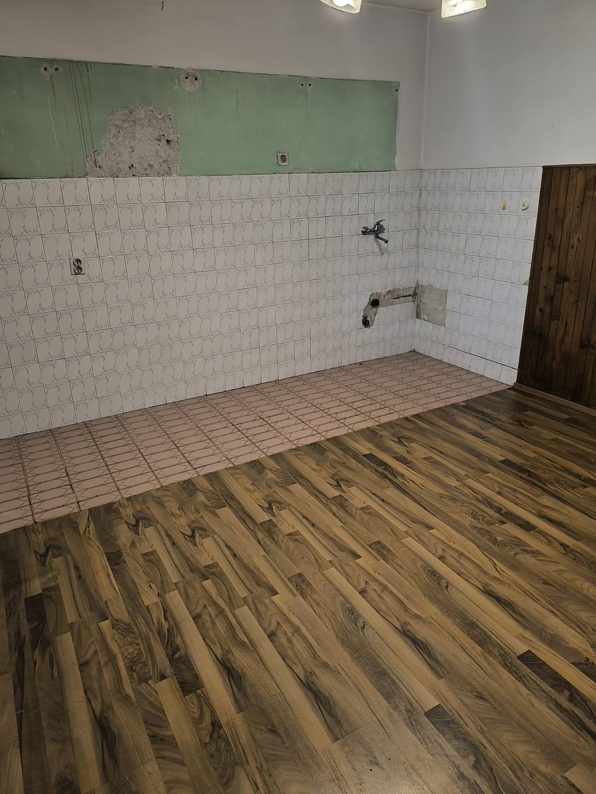 Kuća u Bečmenu 120m2