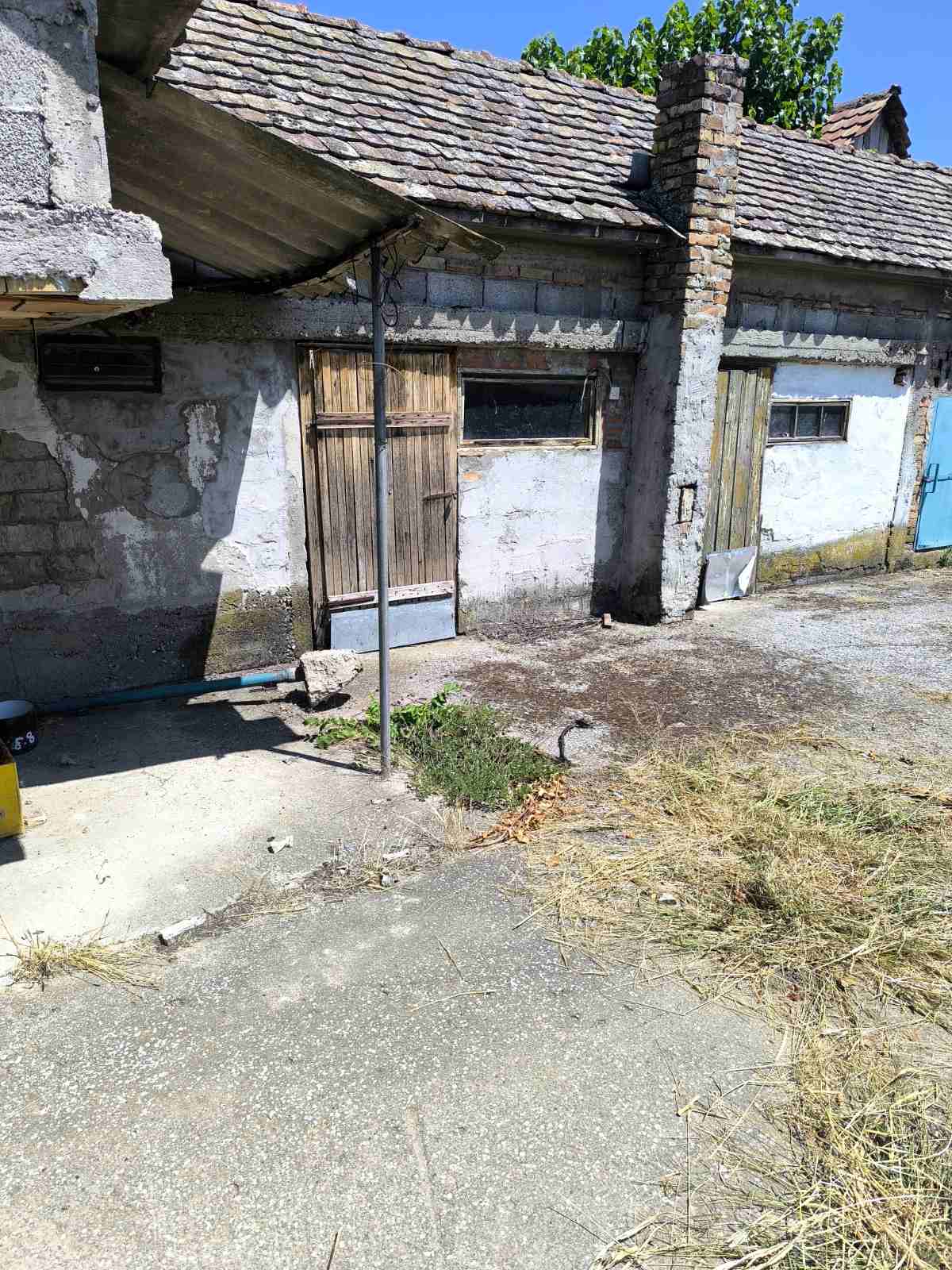 Kuća u Deču