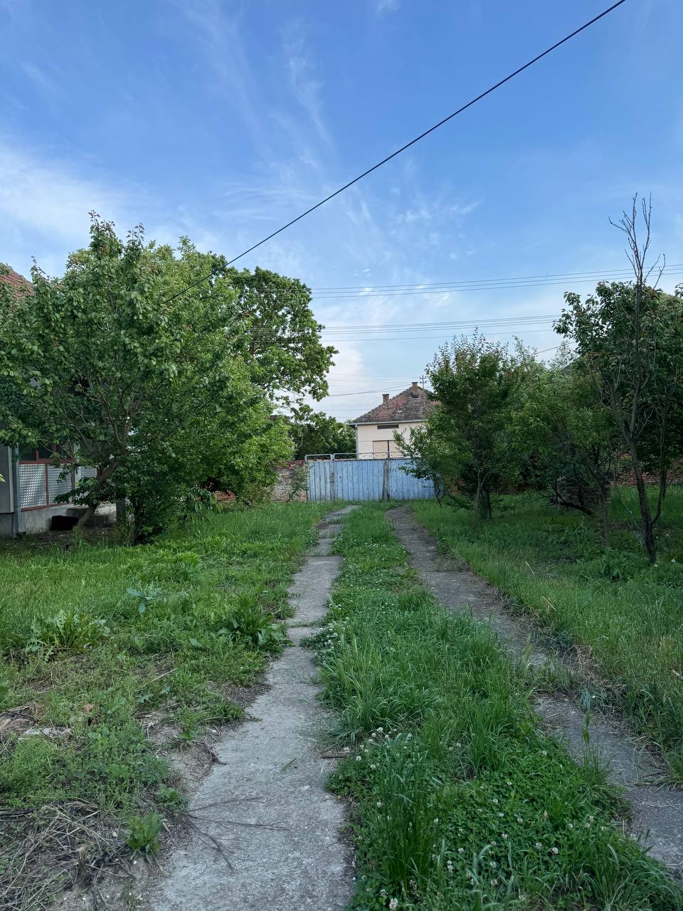 Kuća i građevinsko zemljište Ogar