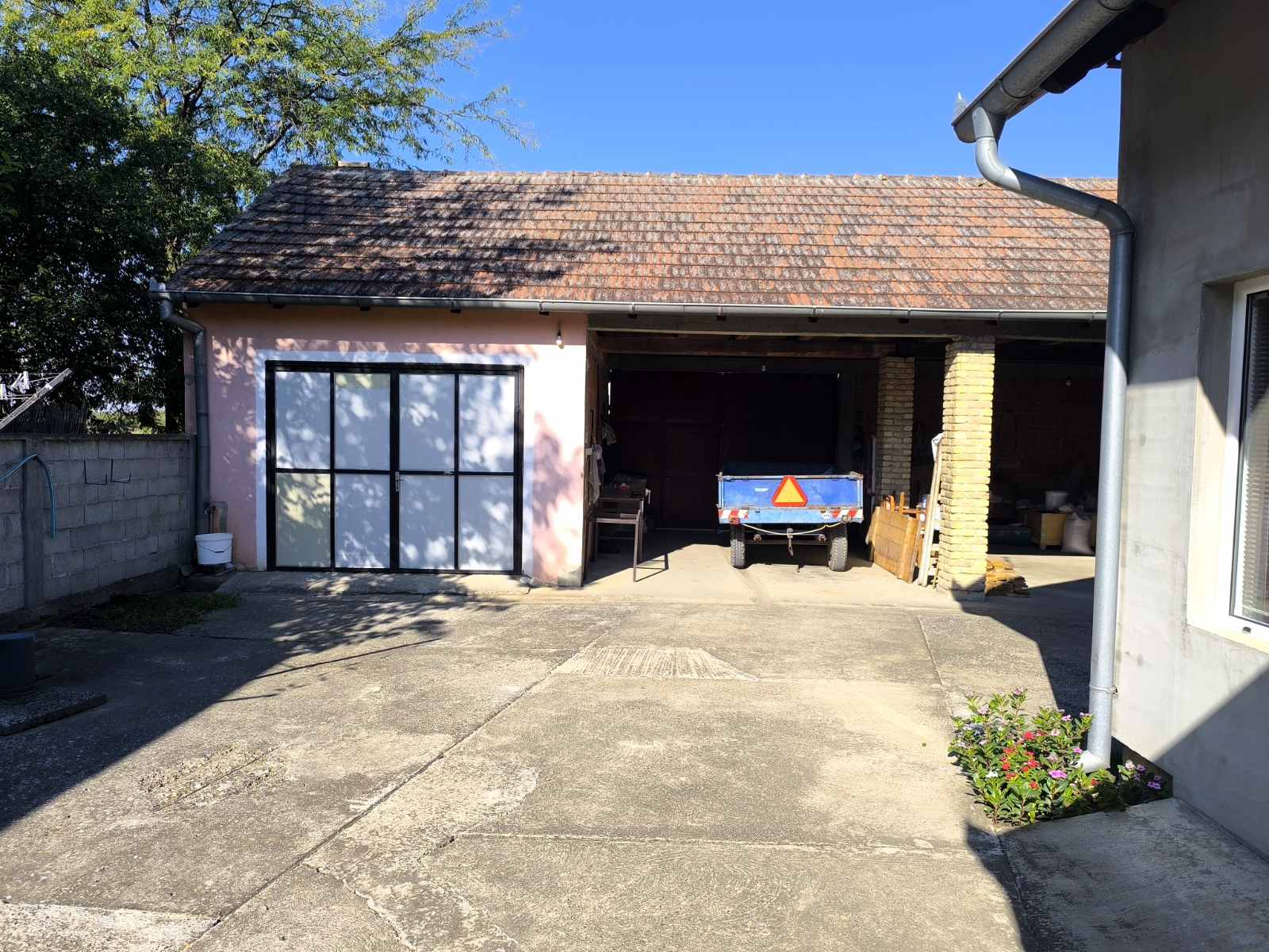 Kuća u Deču 170m2 Kuća u Deču 170m2