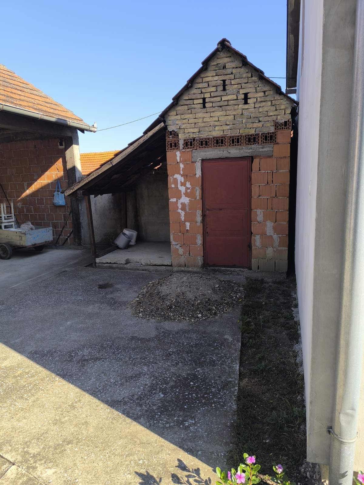 Kuća u Deču 170m2 Kuća u Deču 170m2
