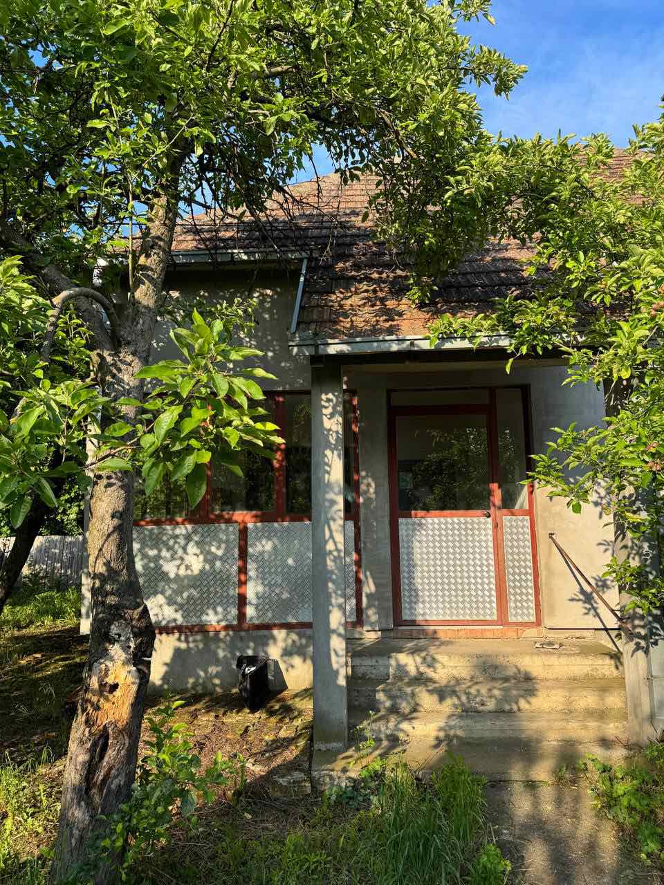 Kuća i građevinsko zemljište Ogar